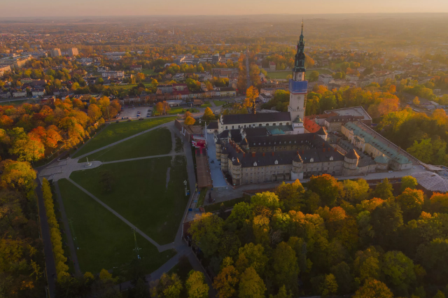 Jasna Góra – zespół klasztoru oo. Paulinów i Sanktuarium Matki Bożej Częstochowskiej